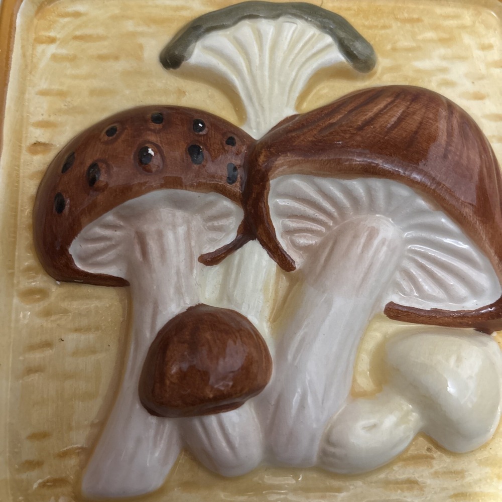 Vtg 60s 70s Ceramic Mushroom Wall Hanging Decor MCM Himark Wall Decor Yellow - Picture 9 of 9